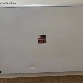 Microsoft surface Book Windows 10 Pro