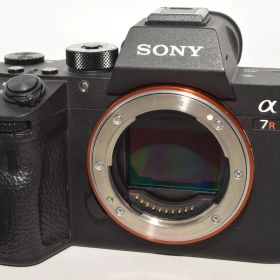 241467★極上★SONY(ソニー) フルサイズミラーレス一眼 α7RM3 ボディ ILCE-7RM3