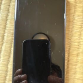iPhone XR ブラック 本体 バッテリーは、純正ではありません。