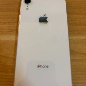 Apple iPhone XR ホワイト 本体 白