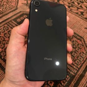 iPhoneXR ブラック128GB 本体 SIMフリーモデル