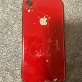 iPhone XR 赤 バッテリー82% KEEP SMILINGケース付き