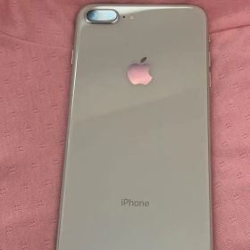 【美品】Apple iPhone 8 Plus シルバー本体64GB