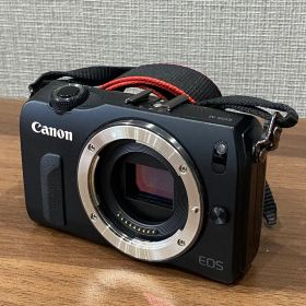 【CANON】キヤノン EOS M ブラック カメラ