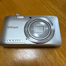 美品 Nikon coolpix s3600 ニコン デジカメ