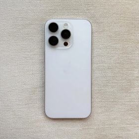【美品】iPhone16Pro ホワイトチタニウム 256GB