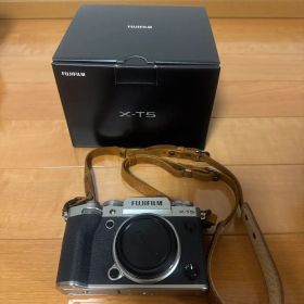 FUJIFILM X-T5 シルバー
