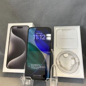超美品 国内版 SIMフリーiPhone15pro 256GB