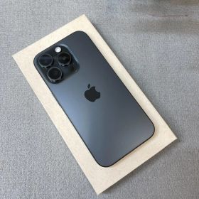 新品同様 iPhone 15Pro 128GB ブラック 国内版 SIMフリー