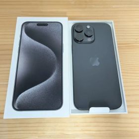 iPhone 15 Pro Max 256GB ブラックチタニウム 本体