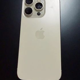 Apple iPhone15 Pro シルバー 本体 画面割れ