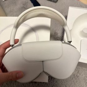 AirPodsMax