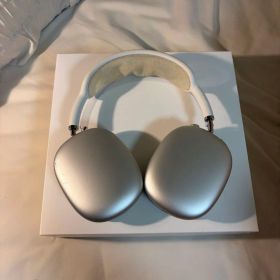 AirPods Max （Lightning）