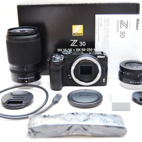 ★極上美品 ショット数５５９回 Nikon ニコン ミラーレス一眼 Z30 ダブルズームキット Zマウント ★