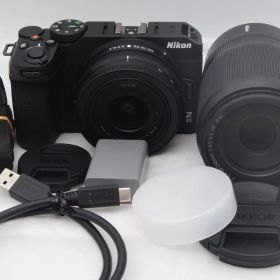 2ショット！新品級 ★ Nikon Z30 ダブルズームキット ミラーレス一眼