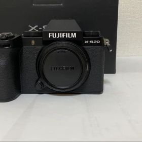 FUJIFILM X-S20 ボディー(美品)
