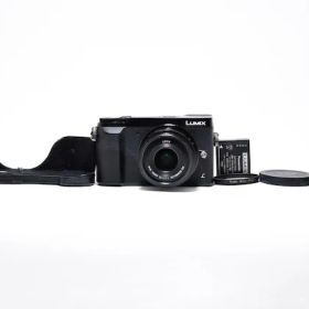 ＜良品＞ パナソニック ミラーレス一眼カメラ ルミックス GX7MK2 単焦点ライカDGレンズキット ブラック DMC-GX7MK2LK