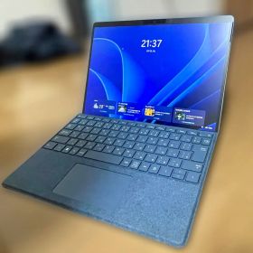 【美品】Surface Pro 9 i7/8GB/256GB/サファイア