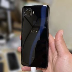 ZTE A1 6128GB Snapdragon 765 5G 本体