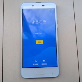 AQUOS sense (SHV40) スマホ au