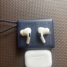 AppleのAirPods Pro 第一世代 A2084