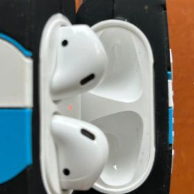 AirPods Pro本体