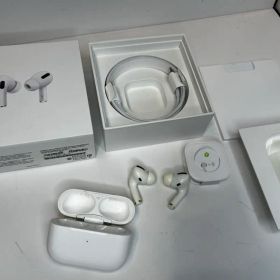 【ジャンク品】AirPods pro 第一世代 箱・付属品付き