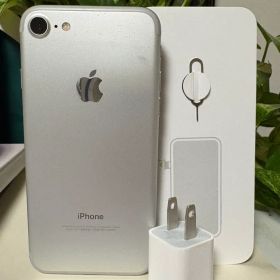 iPhone7本体セット シルバー SiMピン付き