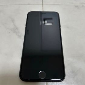 Apple iPhone 7 ブラック