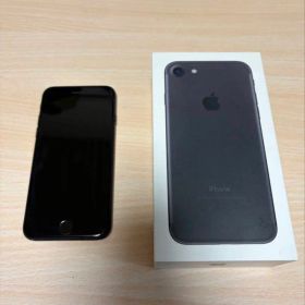 iPhone 7 ブラック 本体 Apple 箱無し
