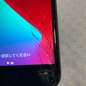 iPhone 7 ブラック 128GB 画面割れあり