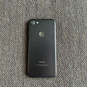 iPhone7 128GB 電池容量82% SIMフリー 残債無し