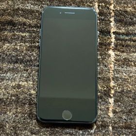 Apple iPhone 7 ブラック 本体