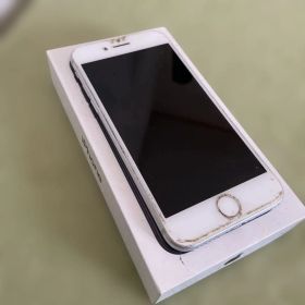 iPhone 7 シルバー 本体 箱付き