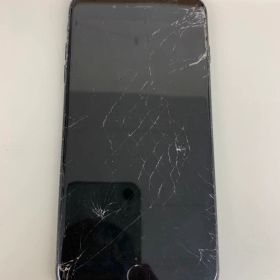 iPhone 7Plusブラック 画面ひび割れ