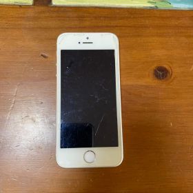 iPhone SE 第1世代 16GB シルバー SIMフリー バッテリー80%
