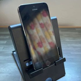 iPhoneSE 第1世代