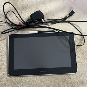 【匿名配送】wacom one 液晶ペンタブレット 13.3型