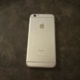 Apple iPhone 6 シルバー 本体