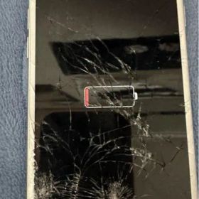 iPhone 6 16G シルバー 本体