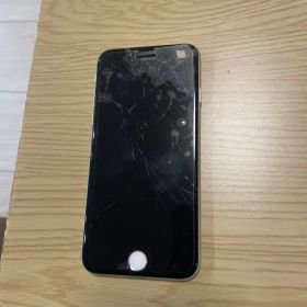 Apple iPhone 6 シルバー 画面ひび割れ