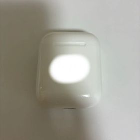 AirPods 第2世代 MV7N2J/A (充電ケース付き) 新品 3,080円 中古
