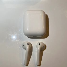 Apple AirPods 第二世代