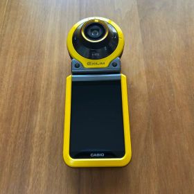 CASIO EXILIM EX-FR100 イエロー 動作品