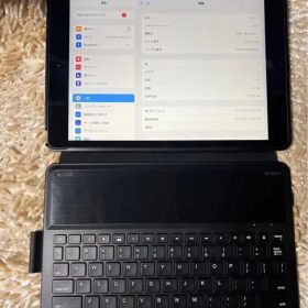 iPad 第8世代 Wi-Fiモデル 32GB MYL92J/A