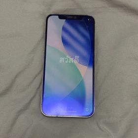 Apple iPhone 12Pro シルバー 本体