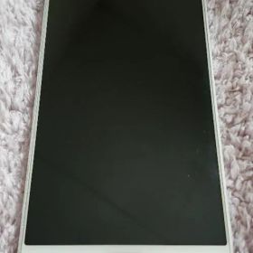 Samsung Galaxy A8 SCV32 本体