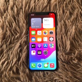 【当日発送】iPhone XS 64GB