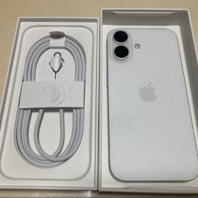128GB iPhone16 使用歴1年未満　使用できます。 128GB ジャンク品　iPhone16 ホワイト 中古 | au AU版SIMフリージャンク品 MYDR3J/A スマートフォン本体