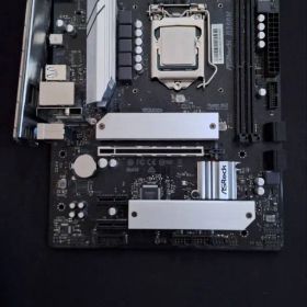 Core i7-11700/ RTX 3060 / B560M
